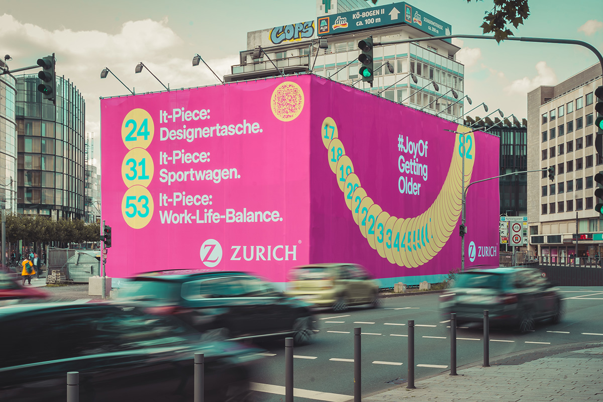 Zurich Bauzaun Königsallee Düsseldorf: It-Piece Work-Life-Balance.
